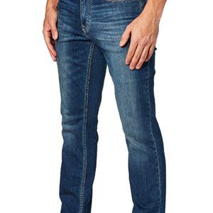 Slim straight jeans